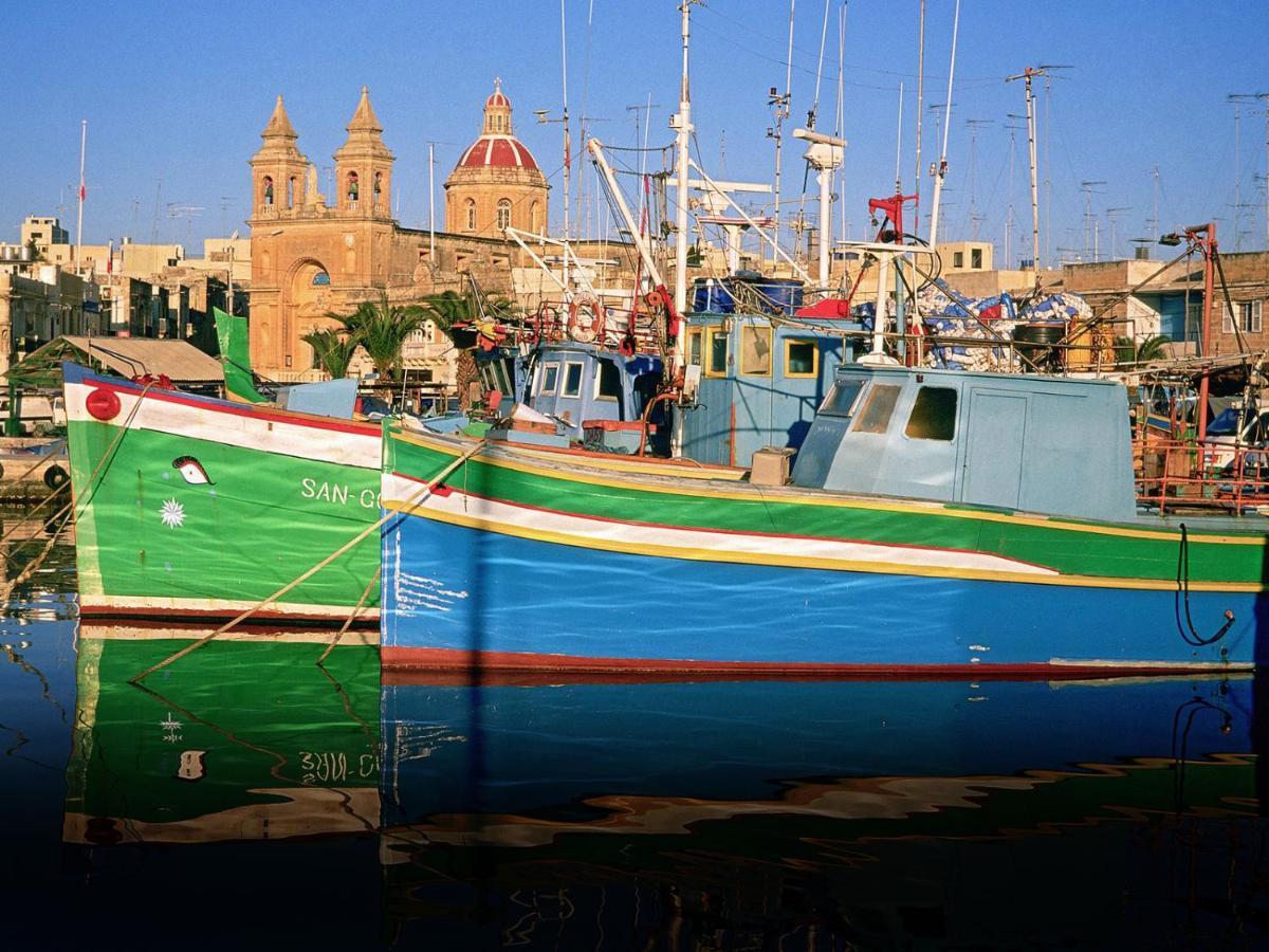 Deluxe Apartment With Valletta And Harbour Views Sliema Bagian luar foto
