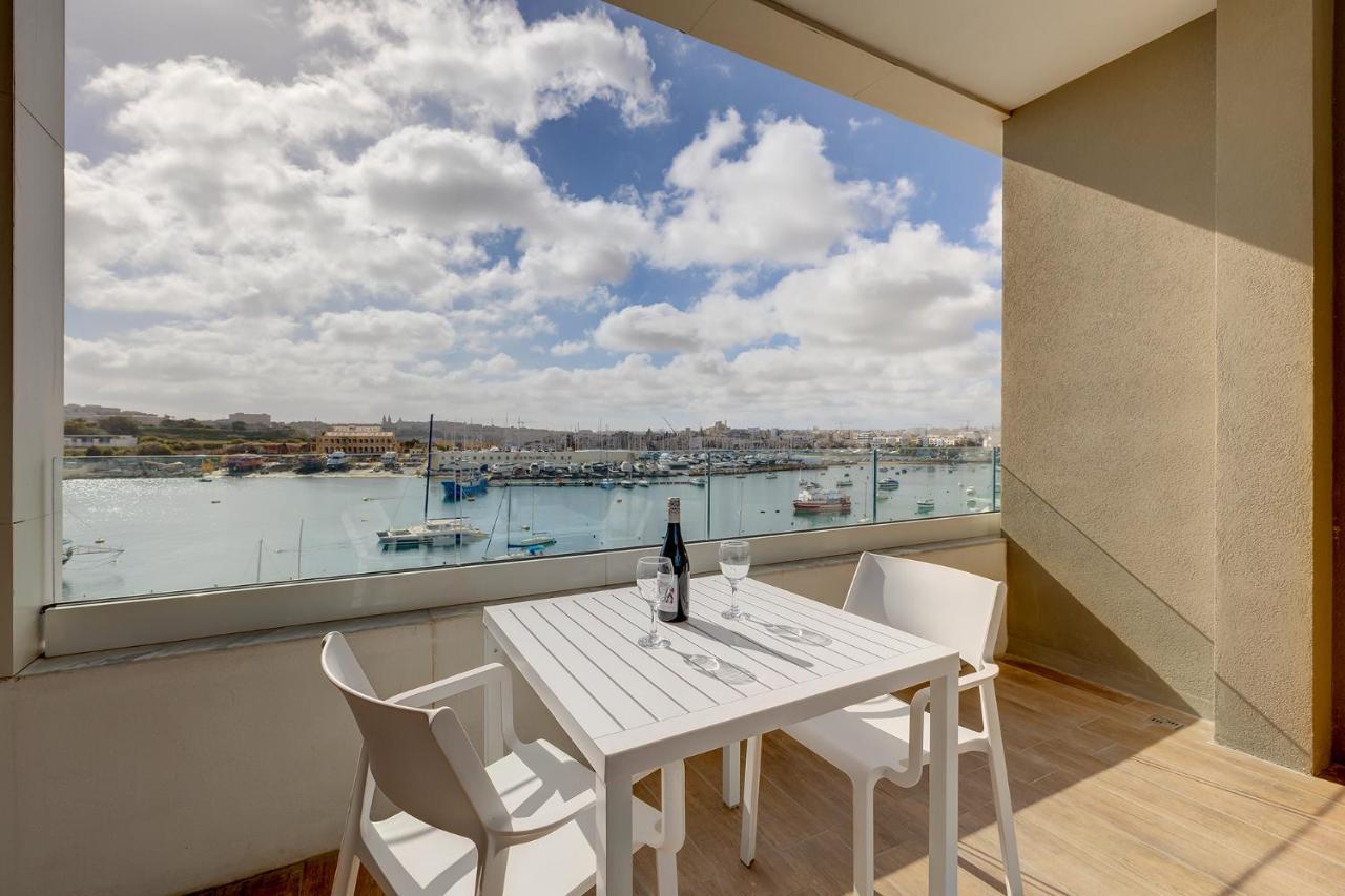 Deluxe Apartment With Valletta And Harbour Views Sliema Bagian luar foto